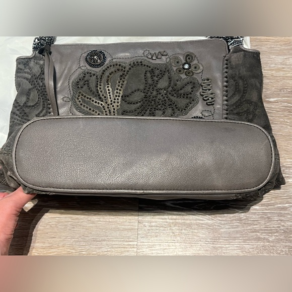 Like new! Beautiful Brighton purse bag - Picture 9 of 11